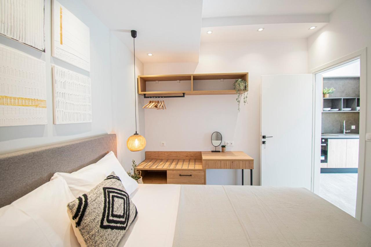 Coel Luxury Suites By Rentalspro Services - Potidea Halkidiki ネア・ポティダイア エクステリア 写真