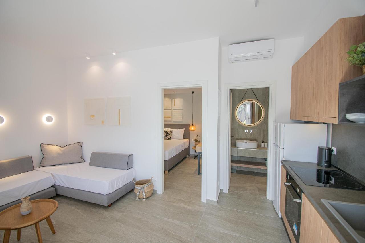 Coel Luxury Suites By Rentalspro Services - Potidea Halkidiki ネア・ポティダイア エクステリア 写真