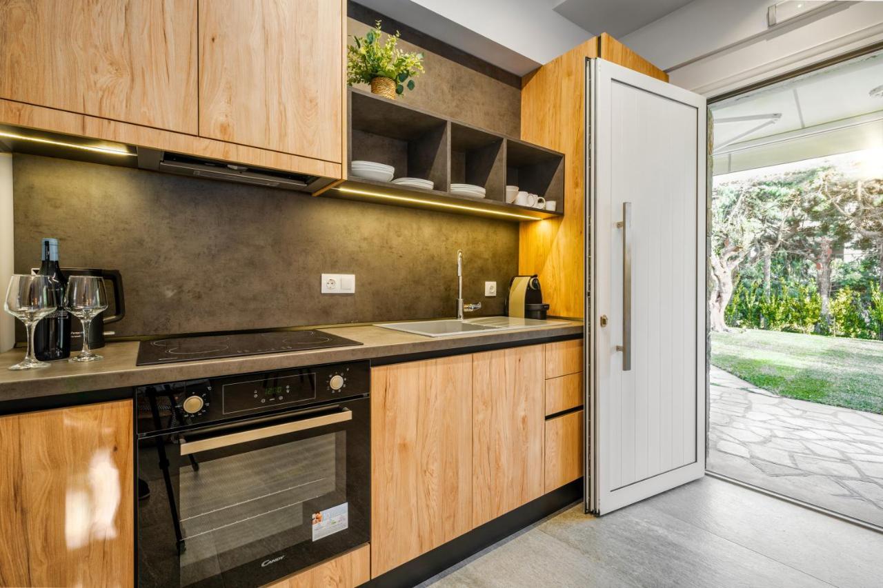 Coel Luxury Suites By Rentalspro Services - Potidea Halkidiki ネア・ポティダイア エクステリア 写真