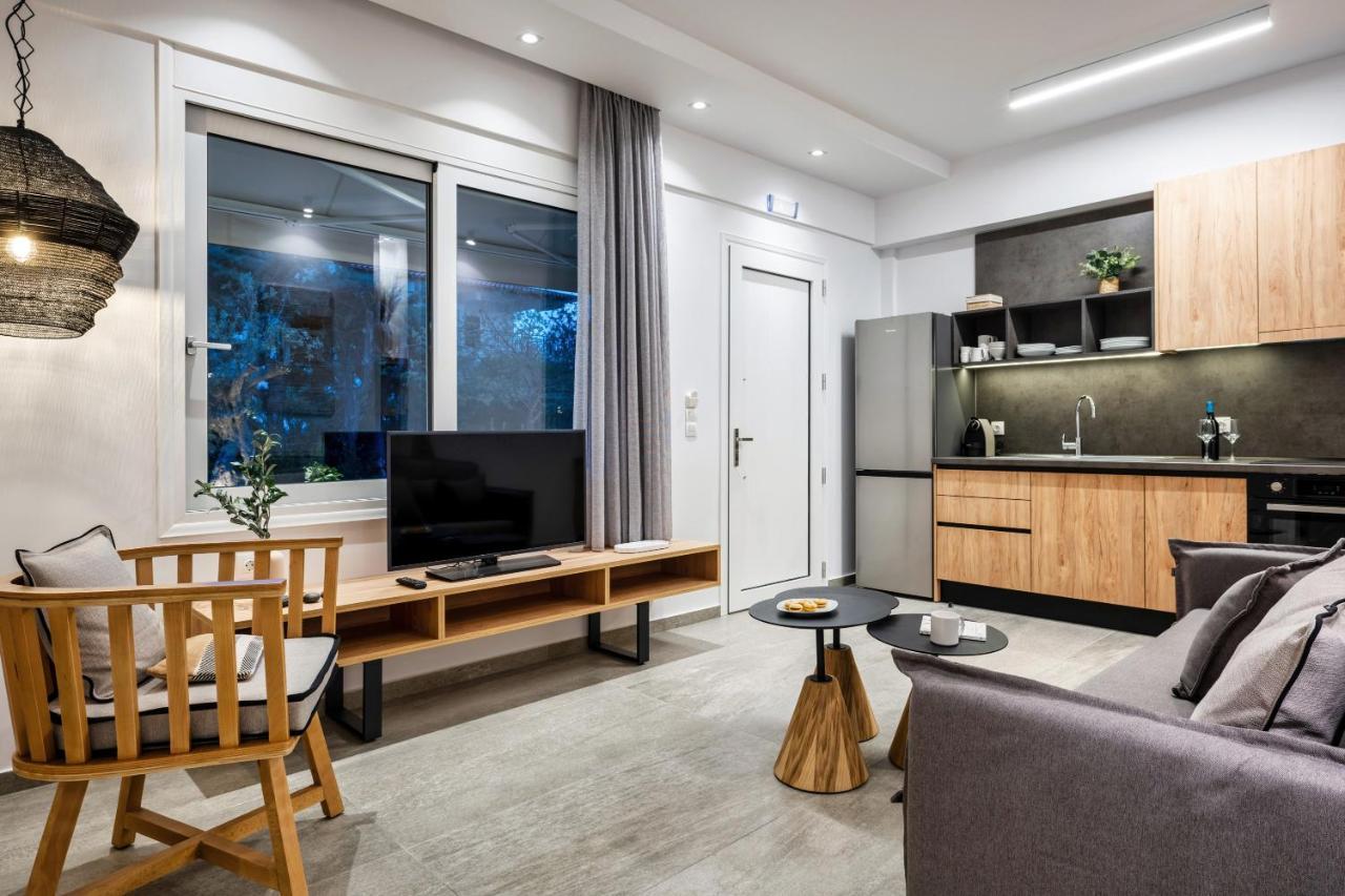 Coel Luxury Suites By Rentalspro Services - Potidea Halkidiki ネア・ポティダイア エクステリア 写真